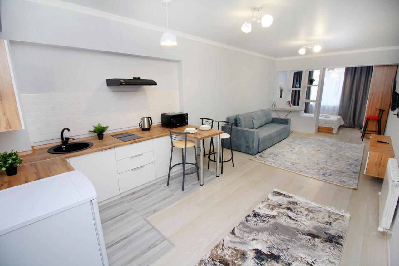 Cozy Studio In The Best Area! 4 알마티 외부 사진